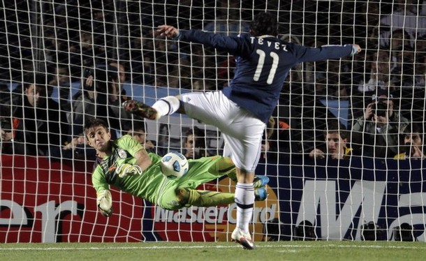 Masche: Y vos, quien sos??? Dino